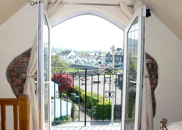 Riverside Escape Keswick 